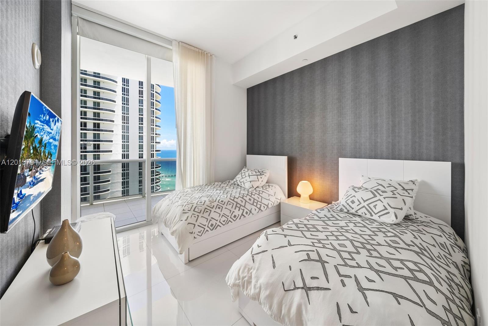 15901 Collins Ave # 3302