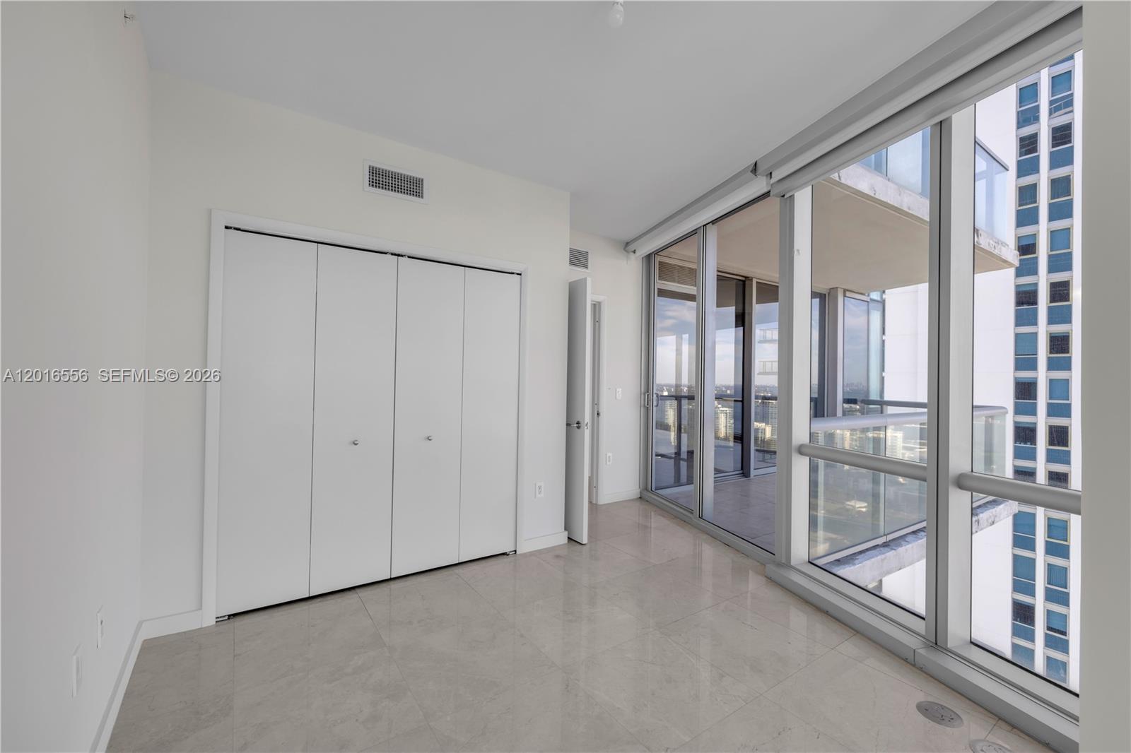 17121 Collins Ave # 3901