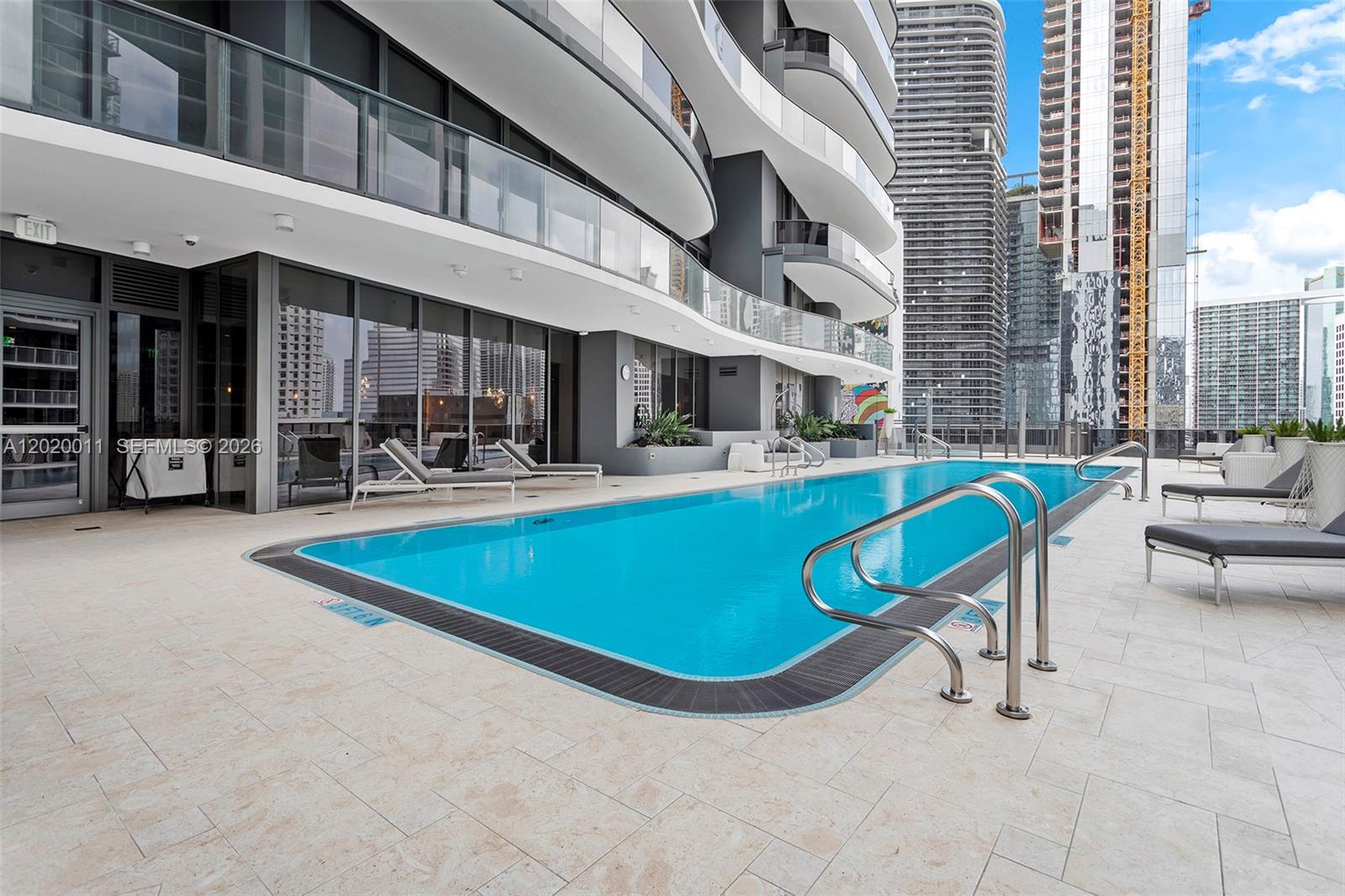 1000 Brickell Plz # 4014