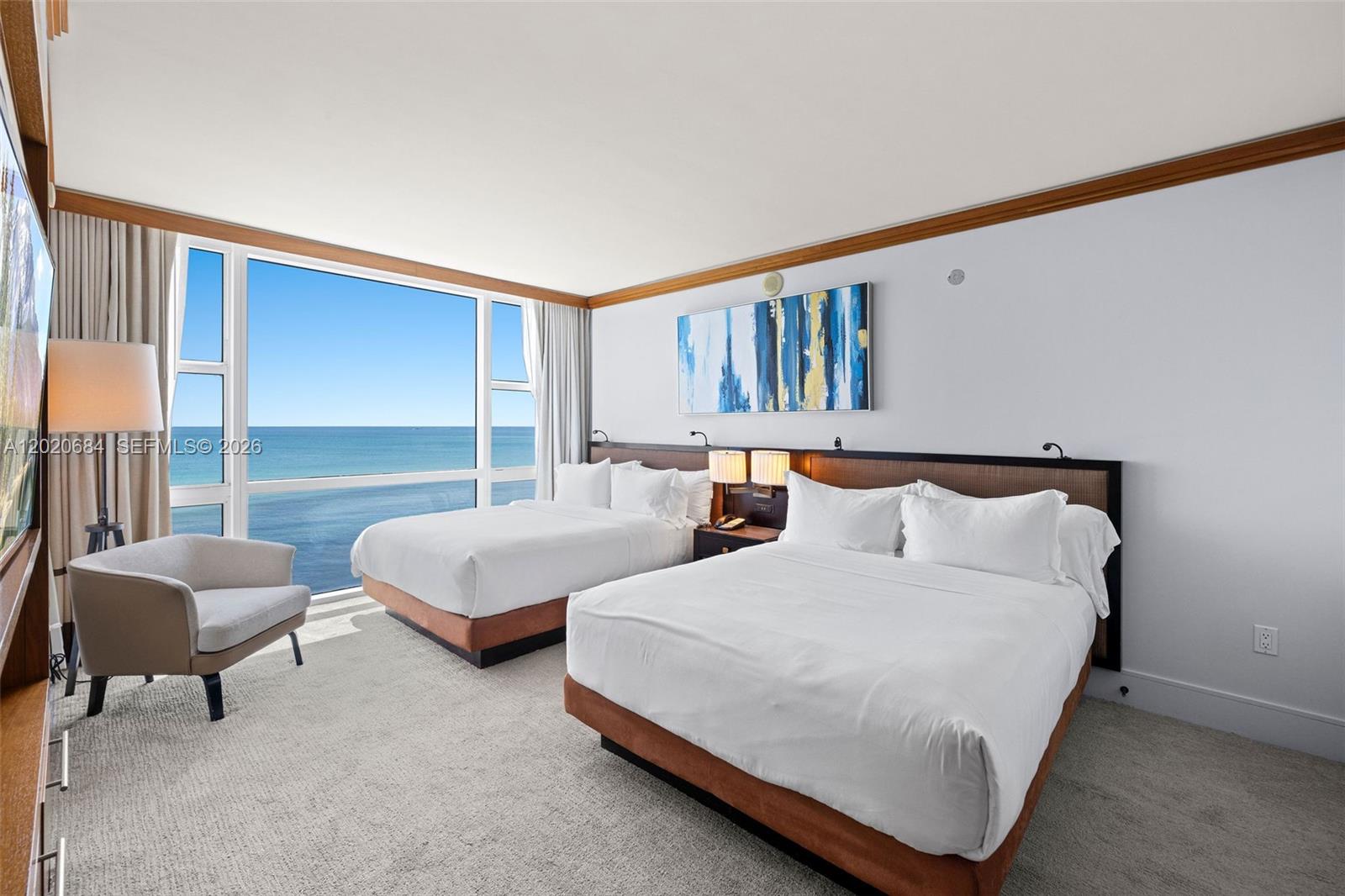 6801 Collins Ave # 417