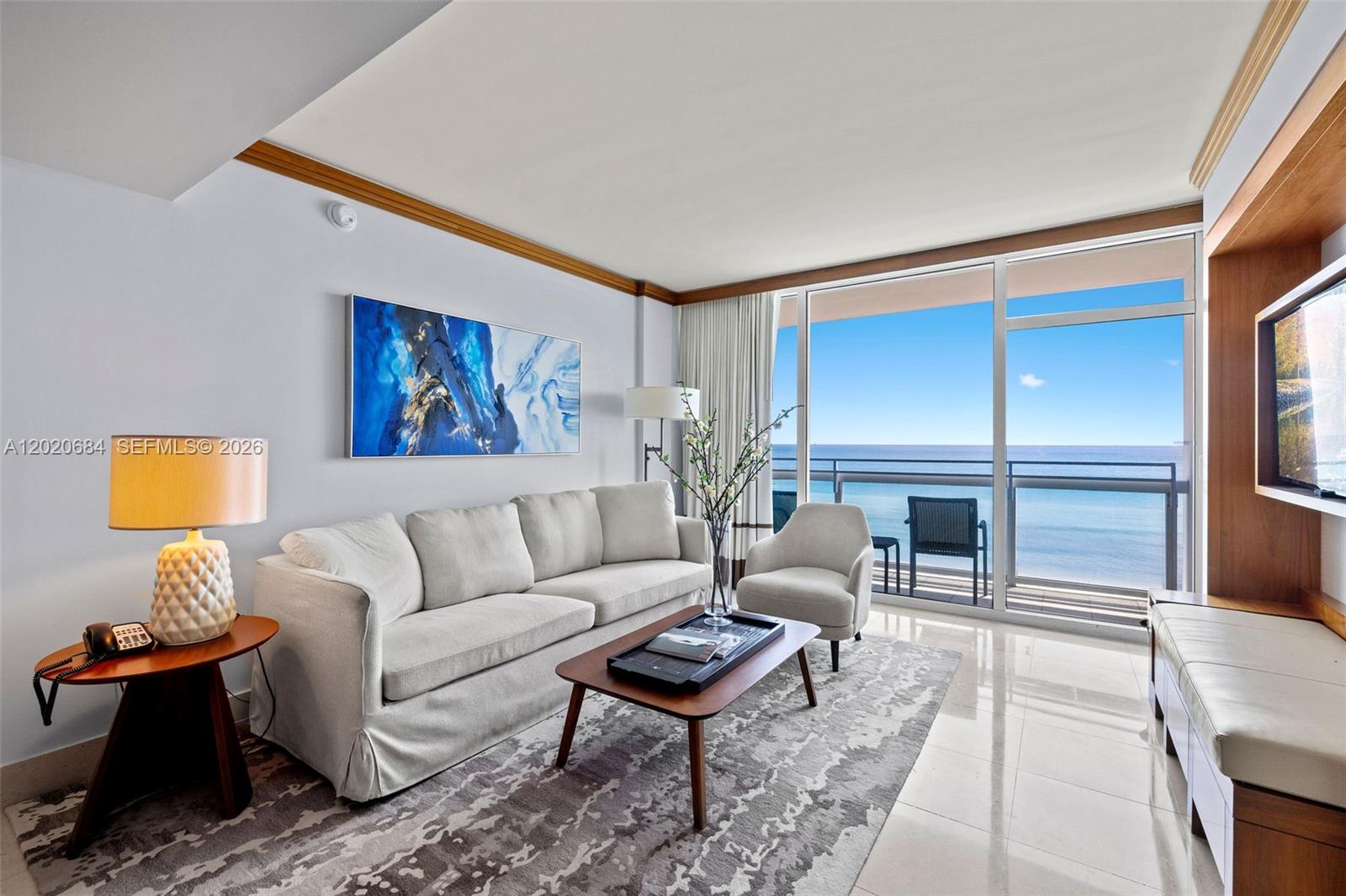 6801 Collins Ave # 417
