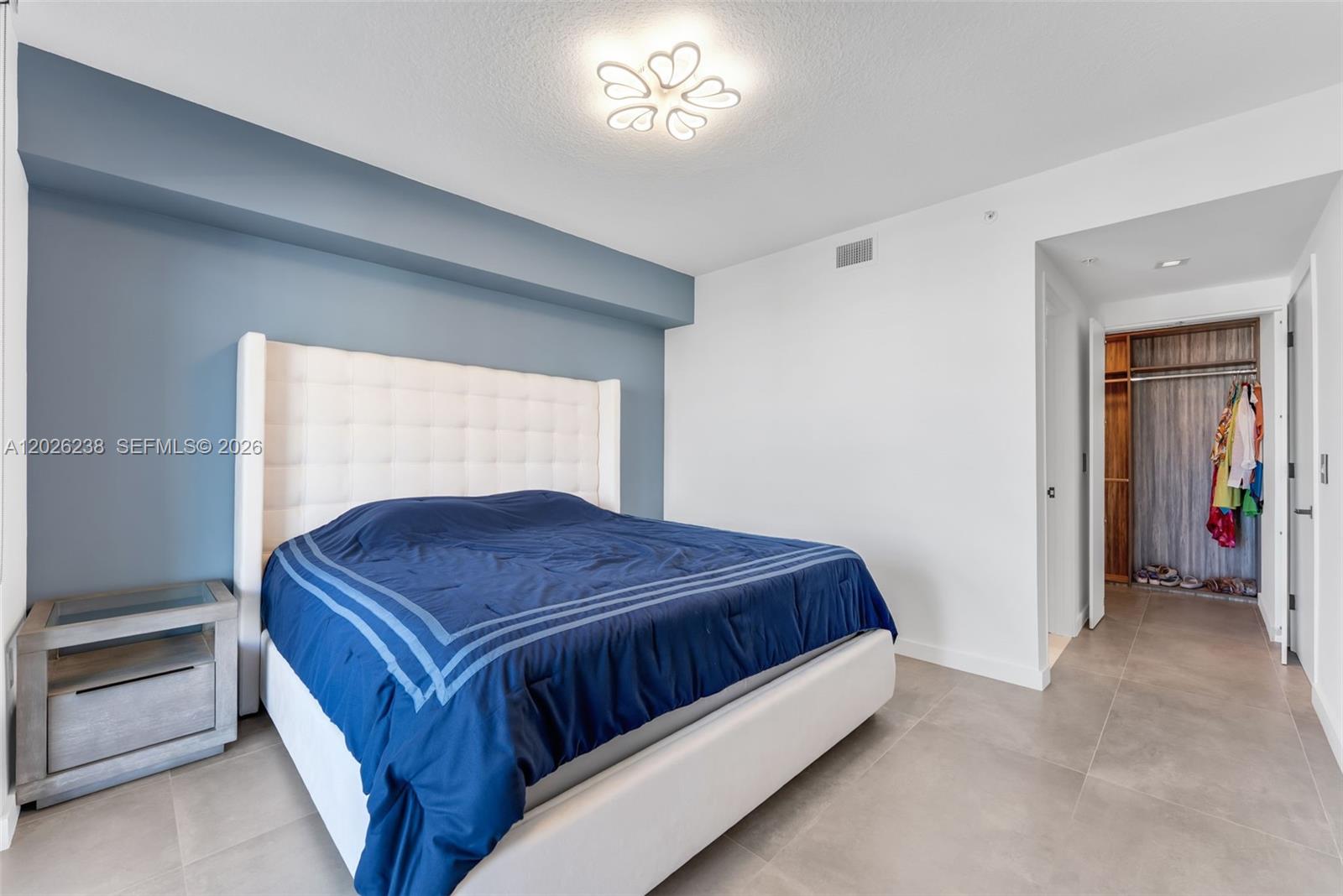 300 Sunny Isles Blvd # 905 Unit: 4-905