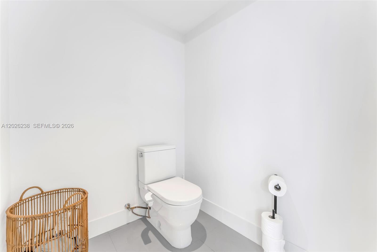 300 Sunny Isles Blvd # 905 Unit: 4-905