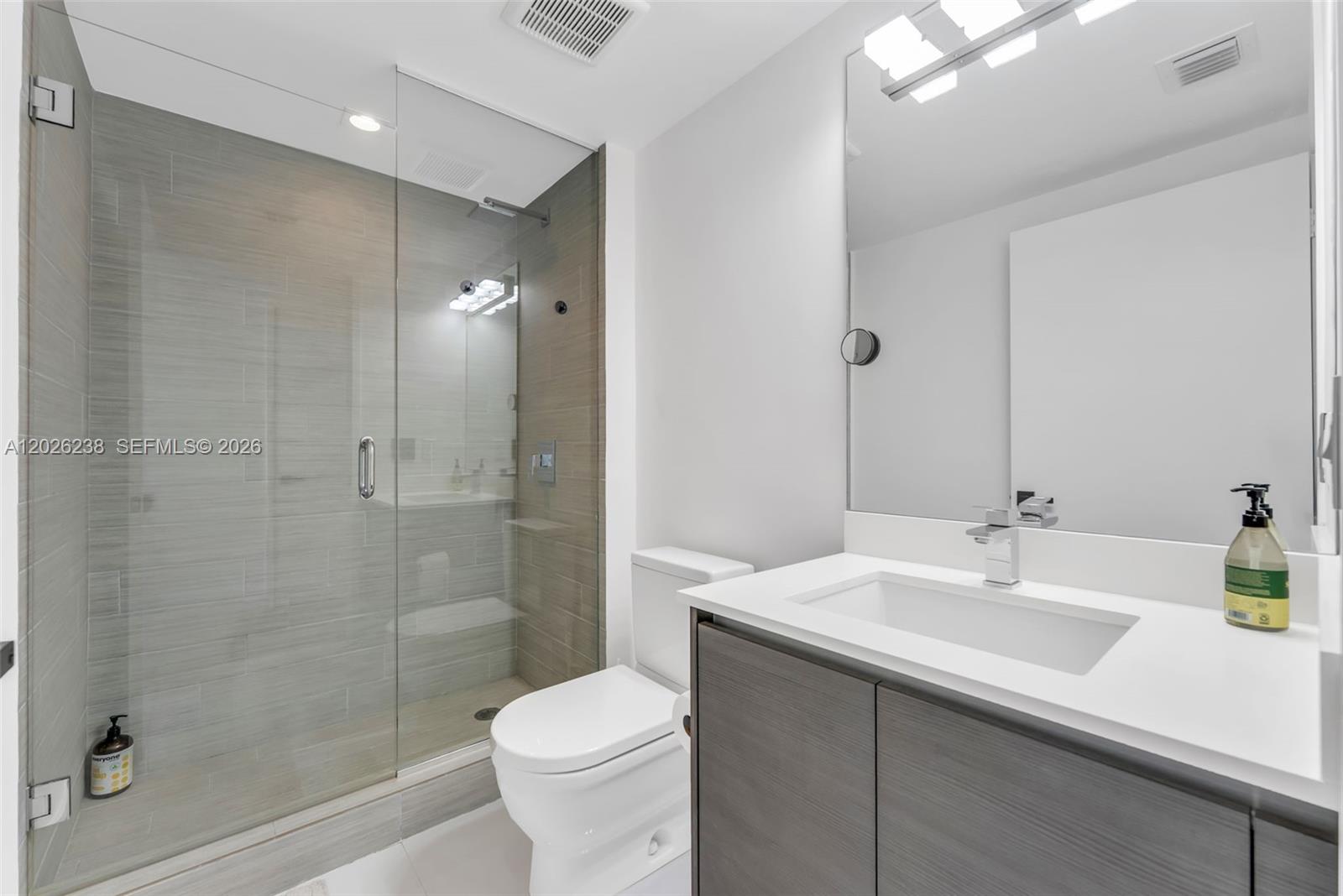 300 Sunny Isles Blvd # 905 Unit: 4-905