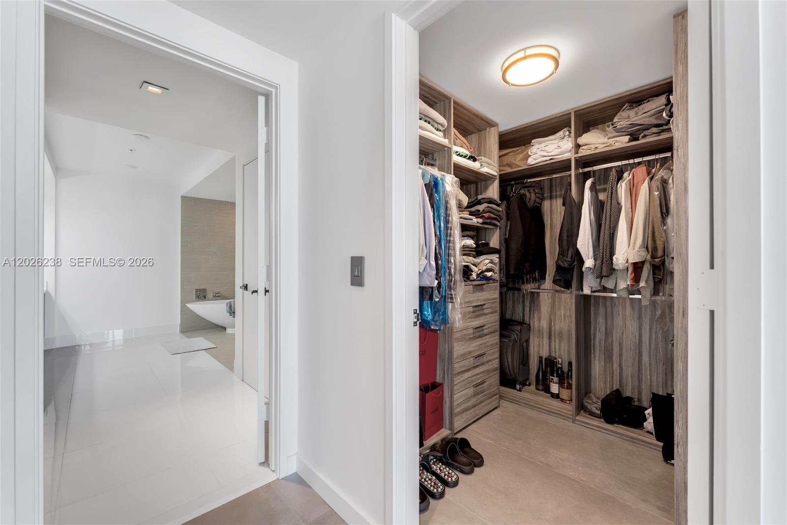 300 Sunny Isles Blvd # 905 Unit: 4-905