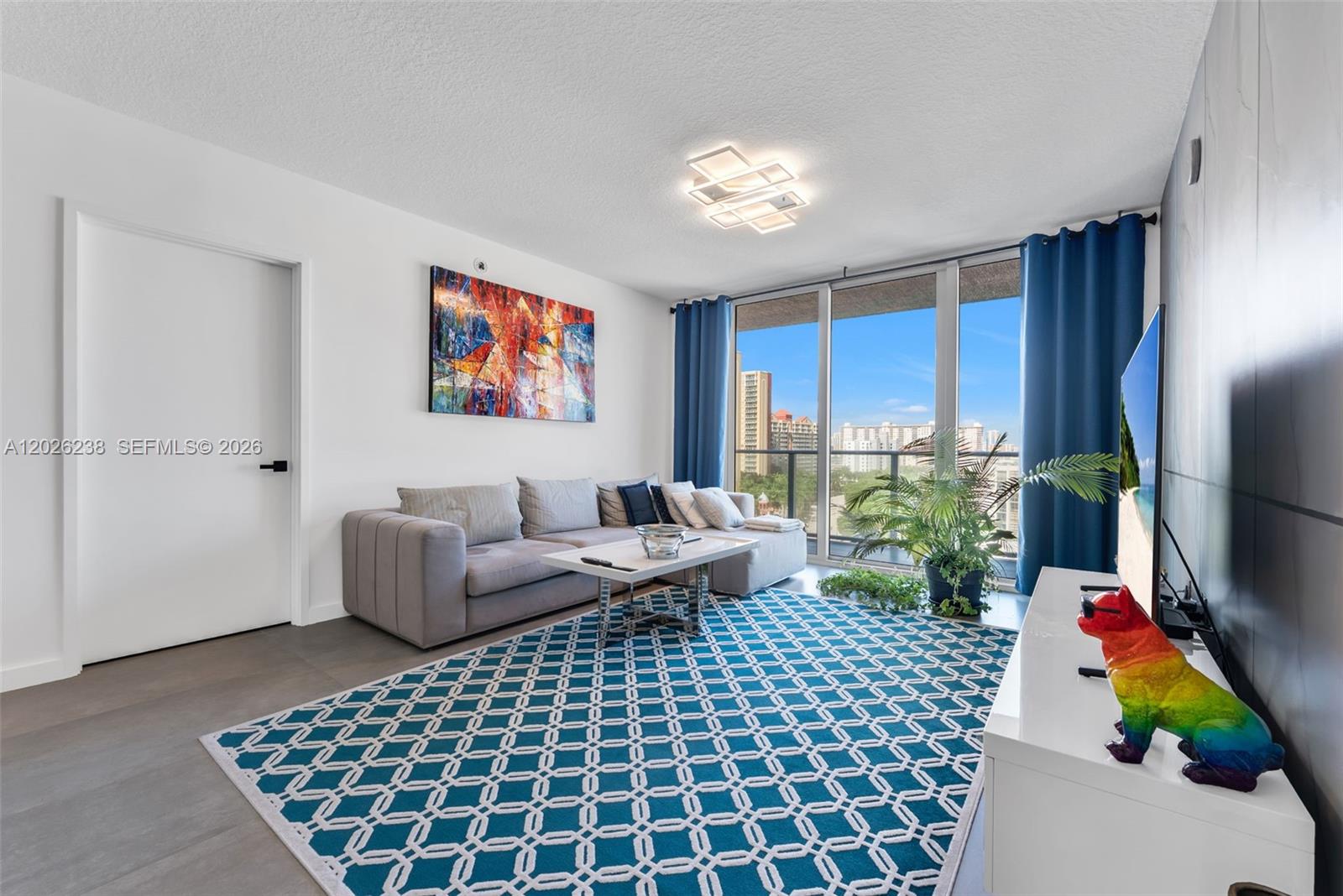 300 Sunny Isles Blvd # 905 Unit: 4-905