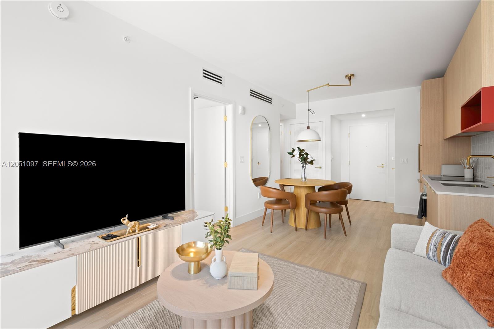 90 NE 32nd St # 808