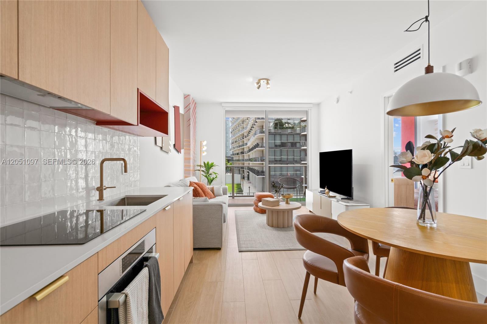 90 NE 32nd St # 808