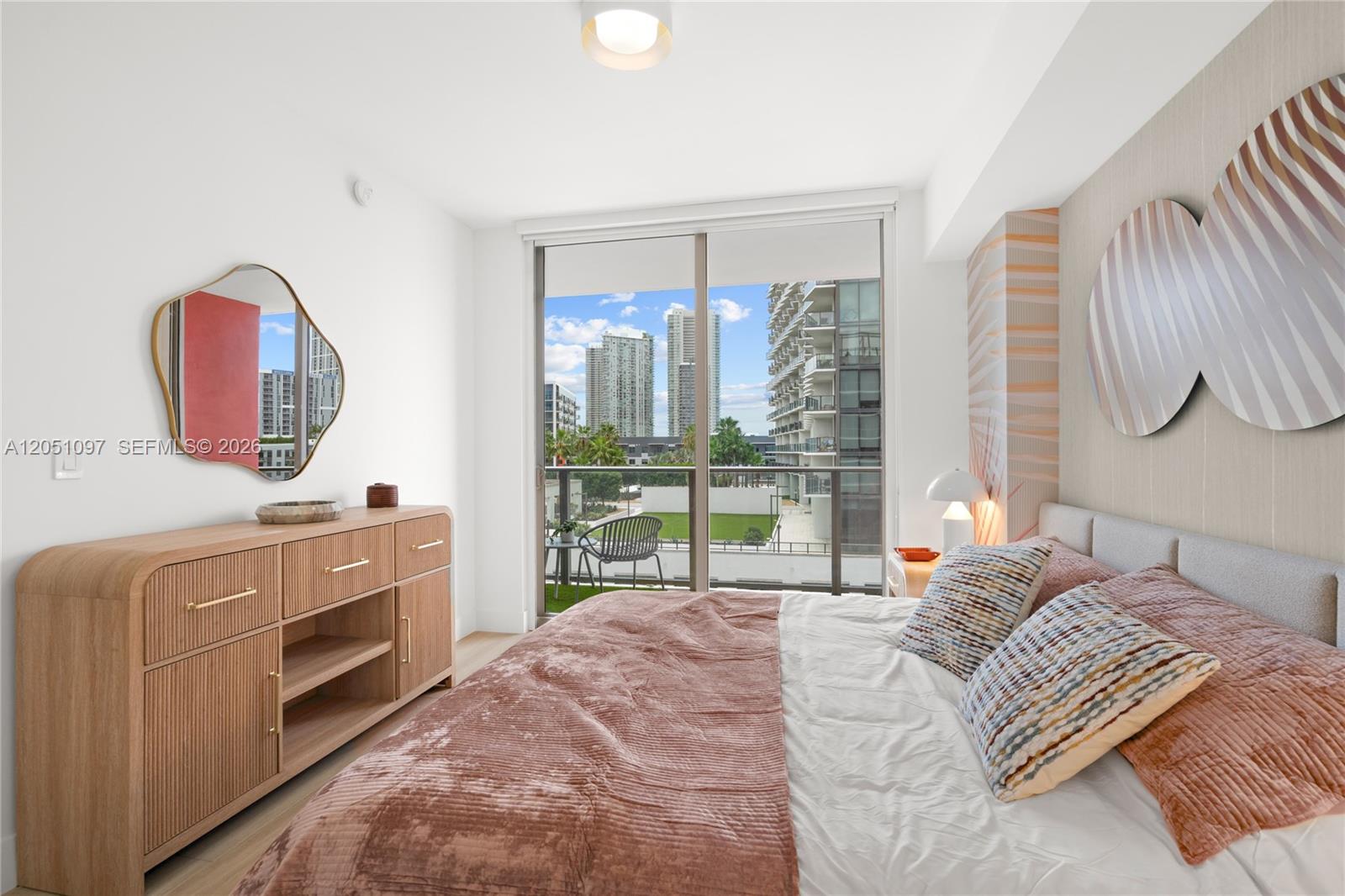 90 NE 32nd St # 808