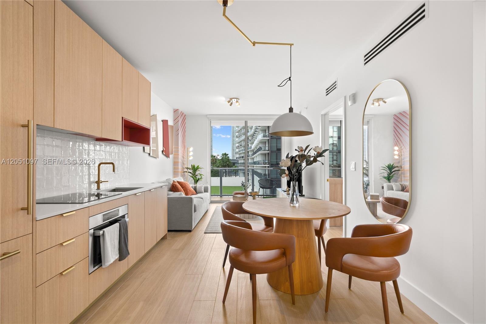 90 NE 32nd St # 808