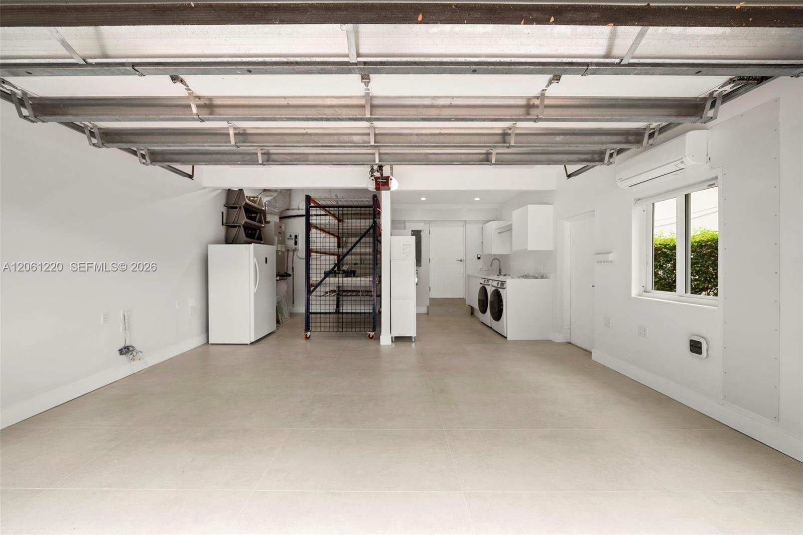 5510 Orduna Dr