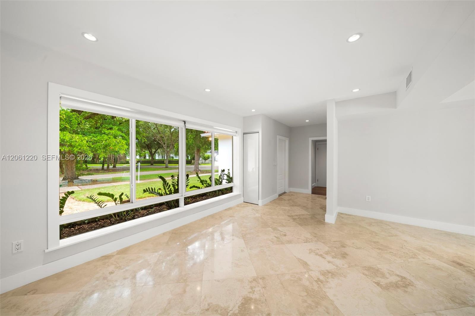 5510 Orduna Dr