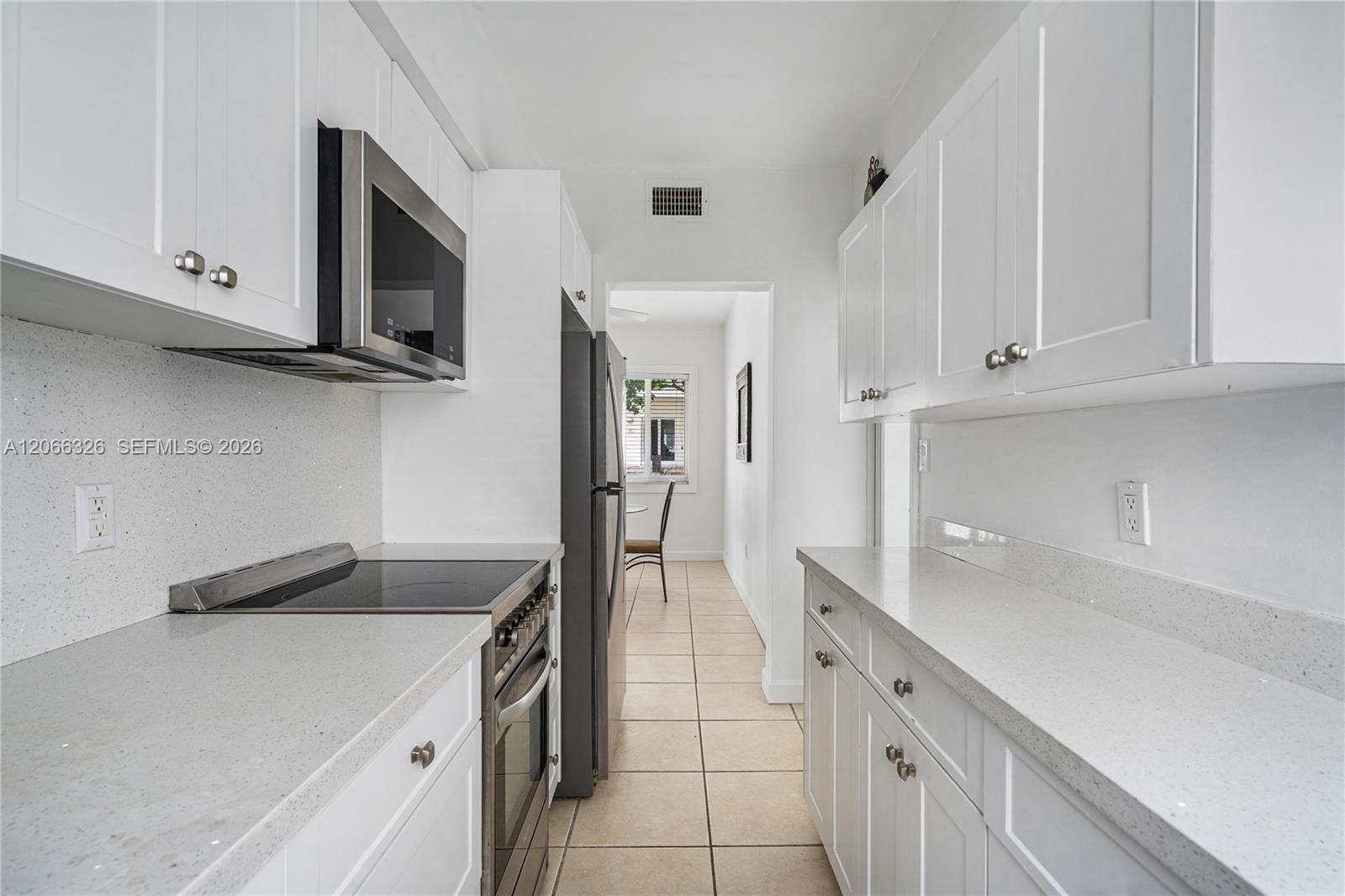 1120 Venetian Way # 1C