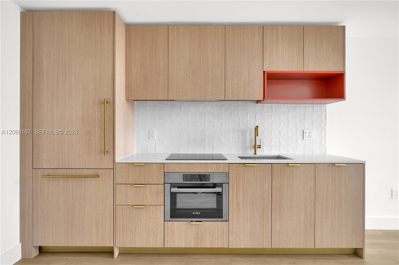 90 NE 32nd Street Unit: ph#27