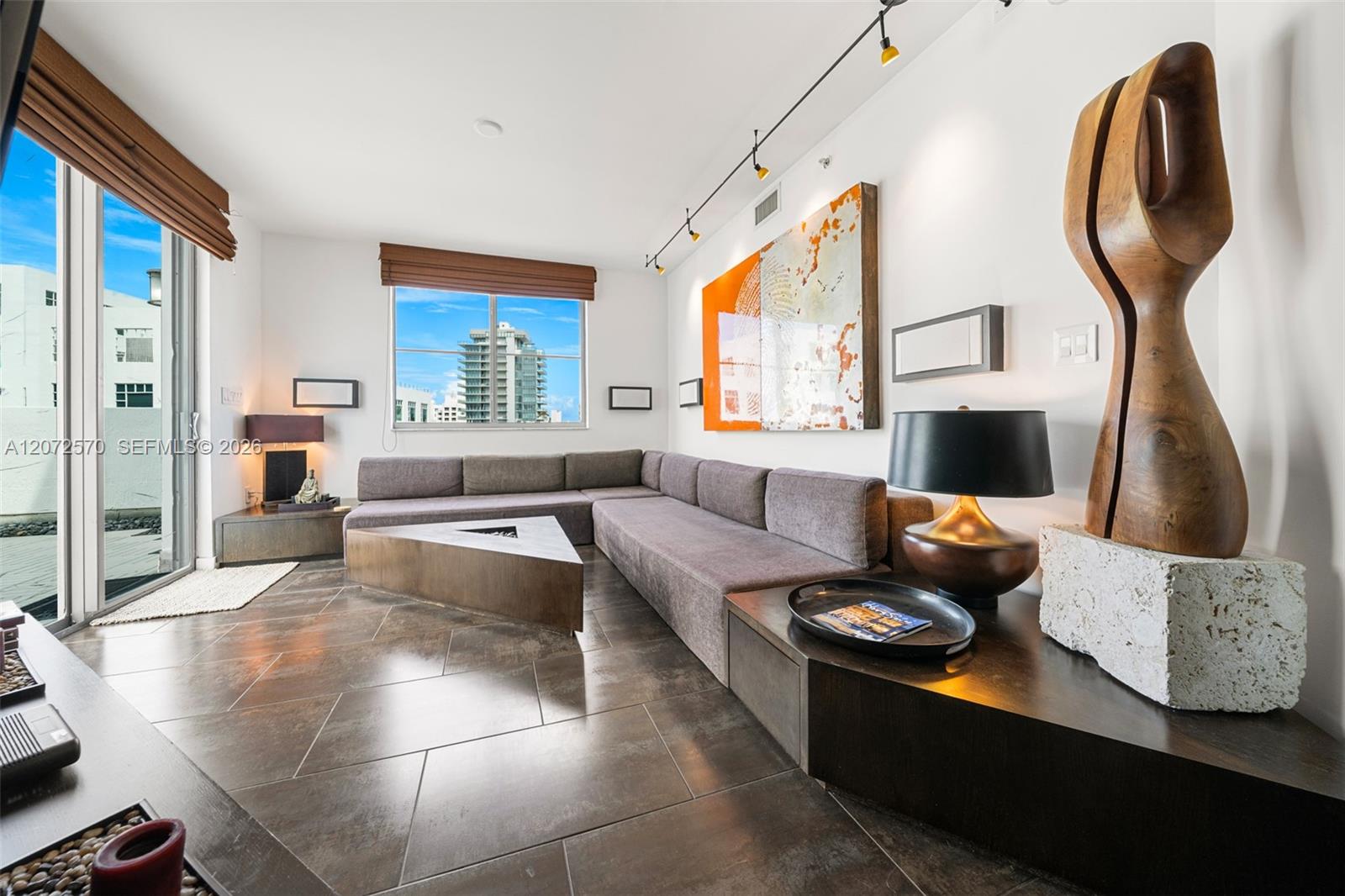 110 Washington Ave # 1709