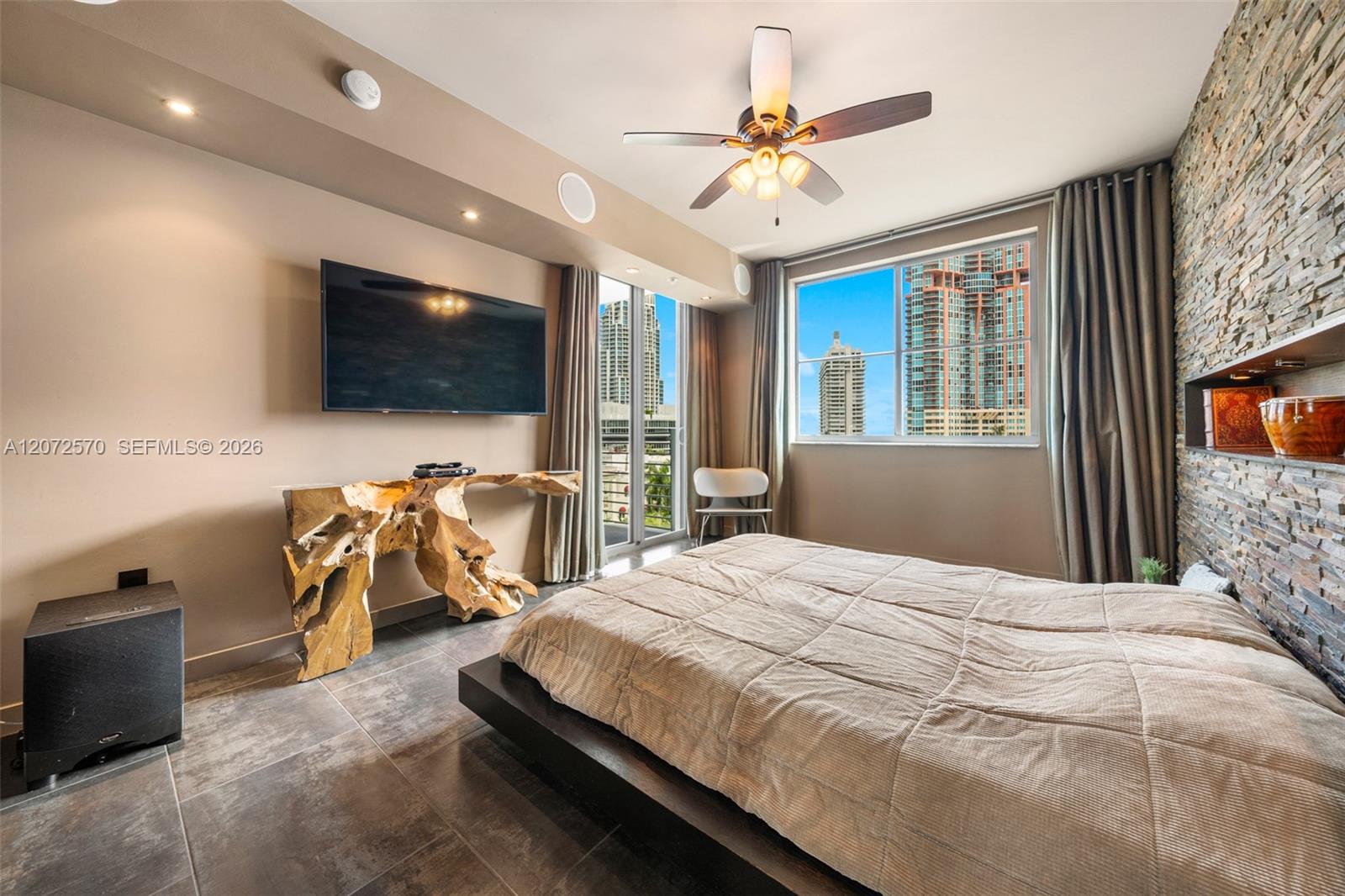 110 Washington Ave # 1709