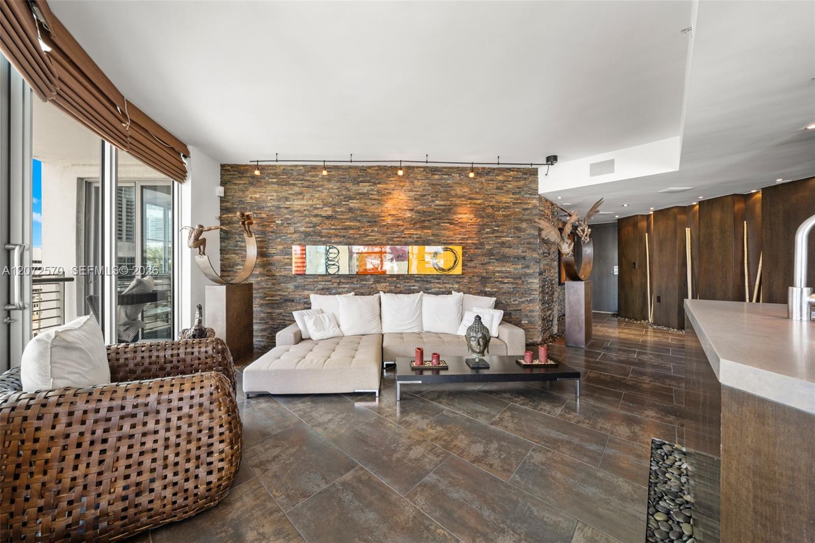 110 Washington Ave # 1709