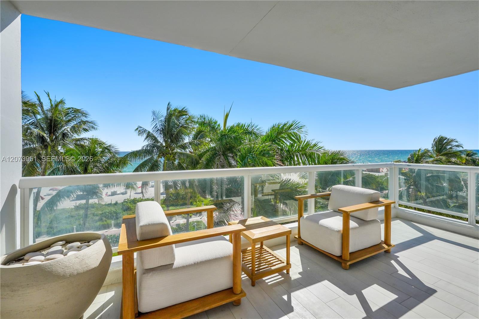 4201 Collins Ave # 401