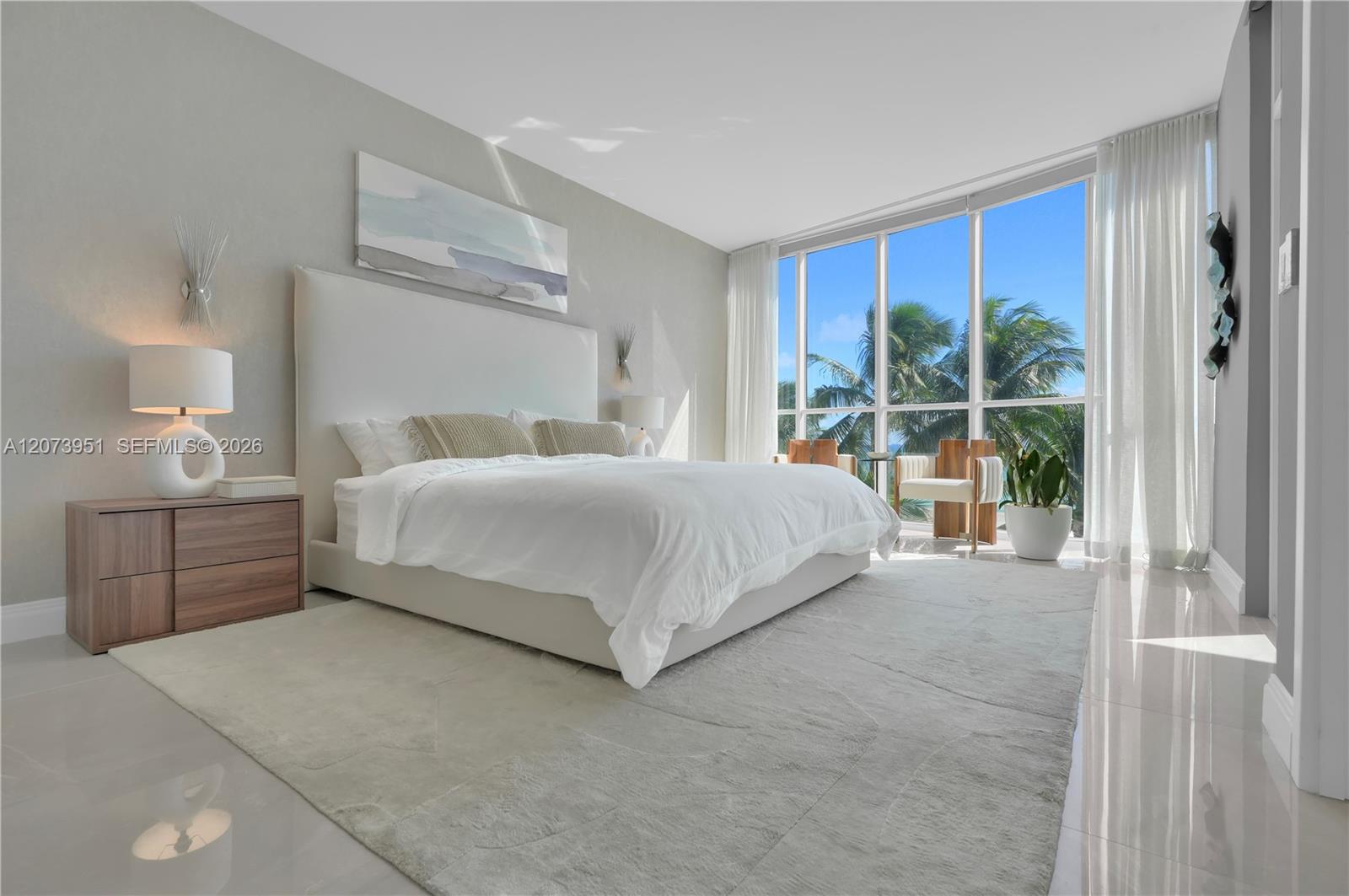 4201 Collins Ave # 401