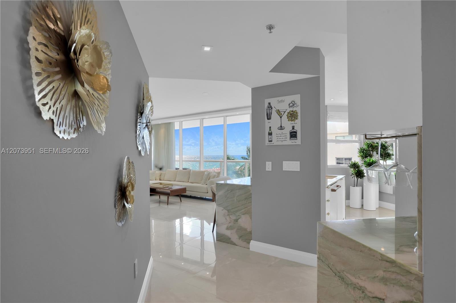 4201 Collins Ave # 401