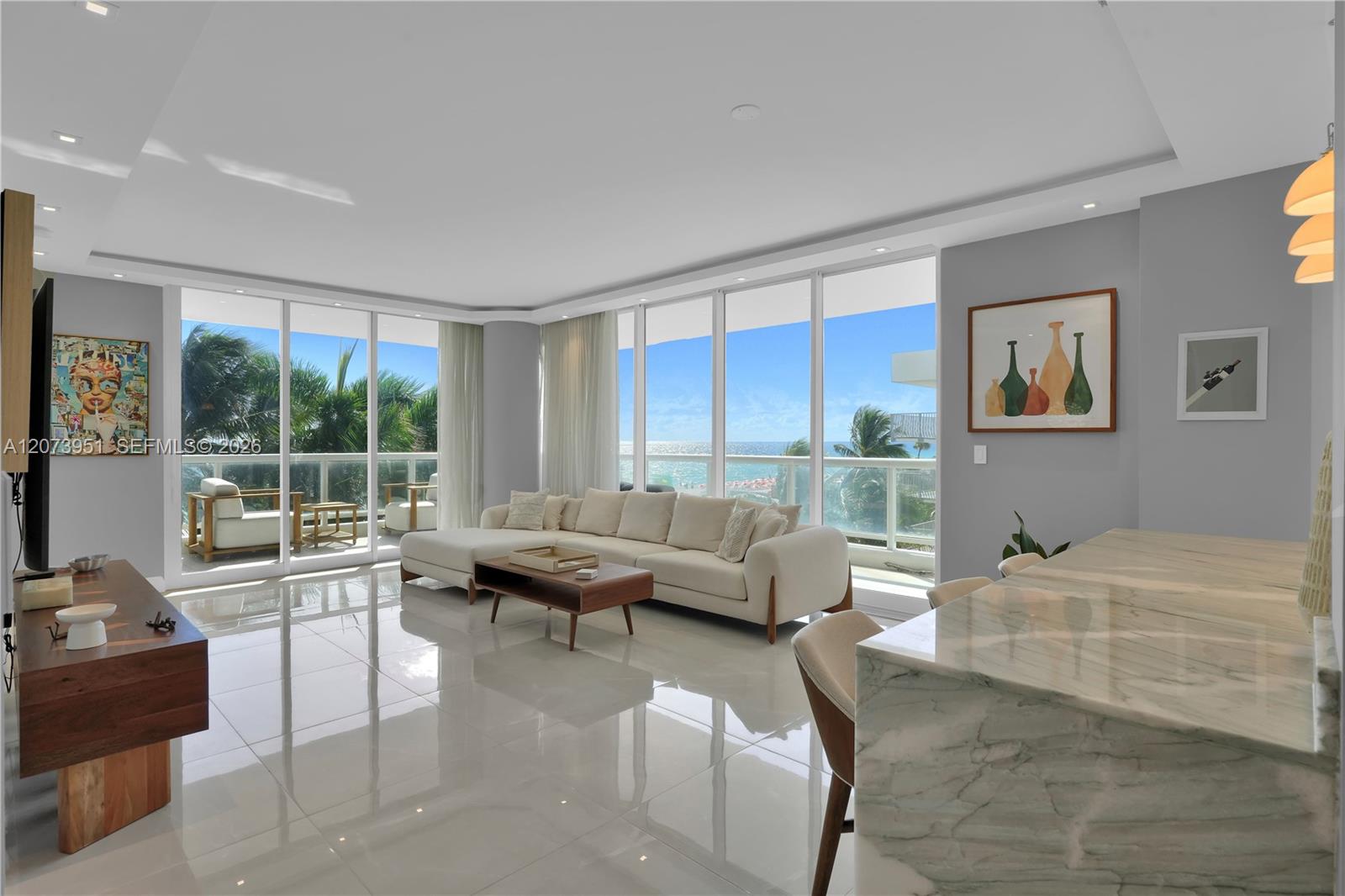 4201 Collins Ave # 401