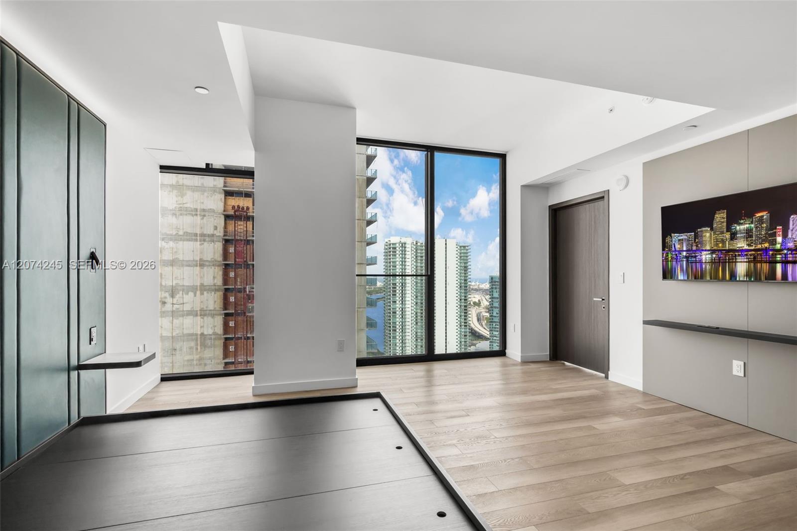 20 NE 11th Street # 5102
