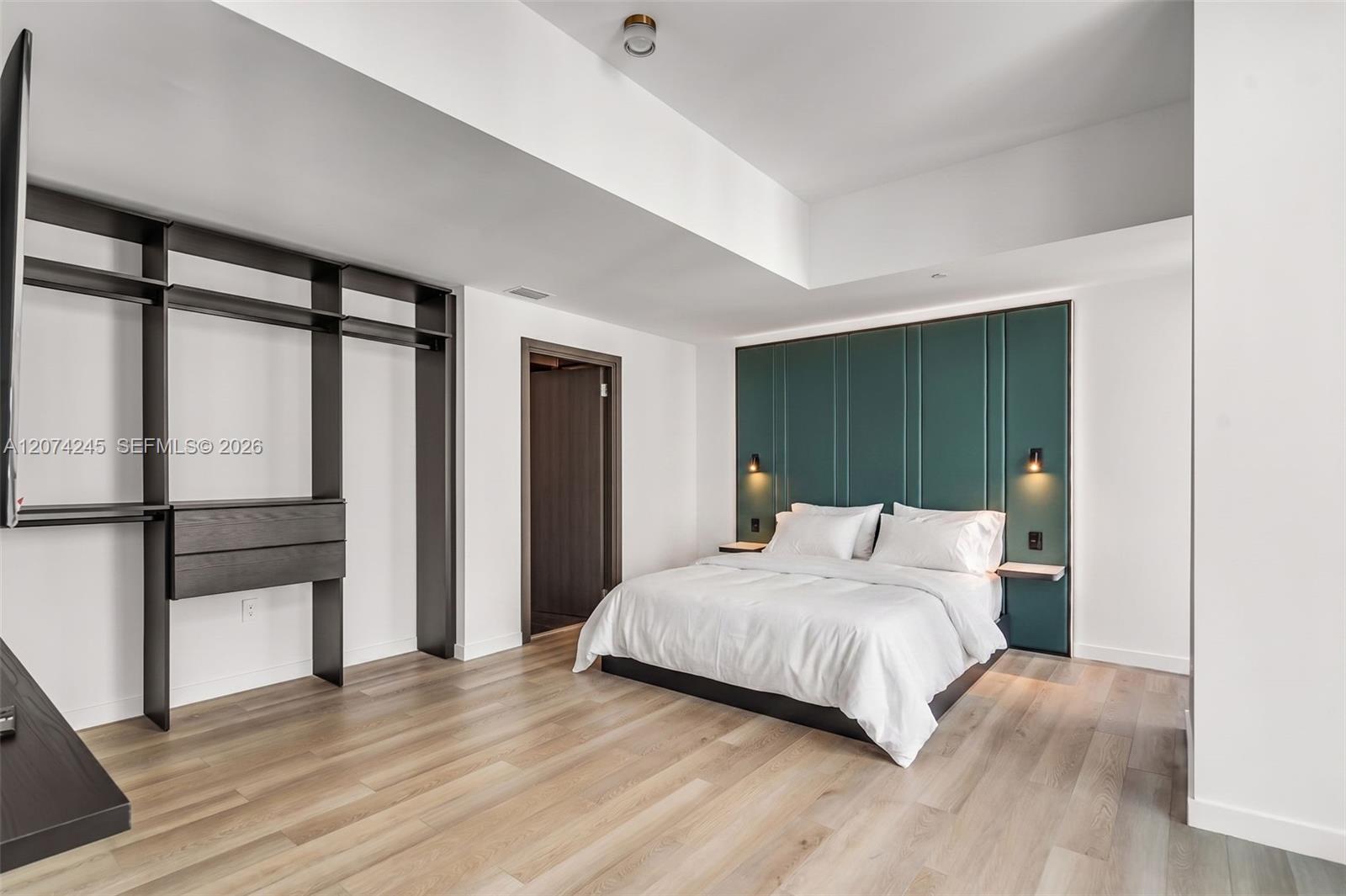 20 NE 11th Street # 5102