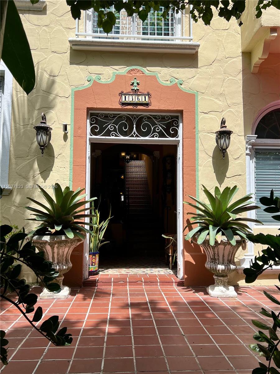 1361 Meridian Ave # 3
