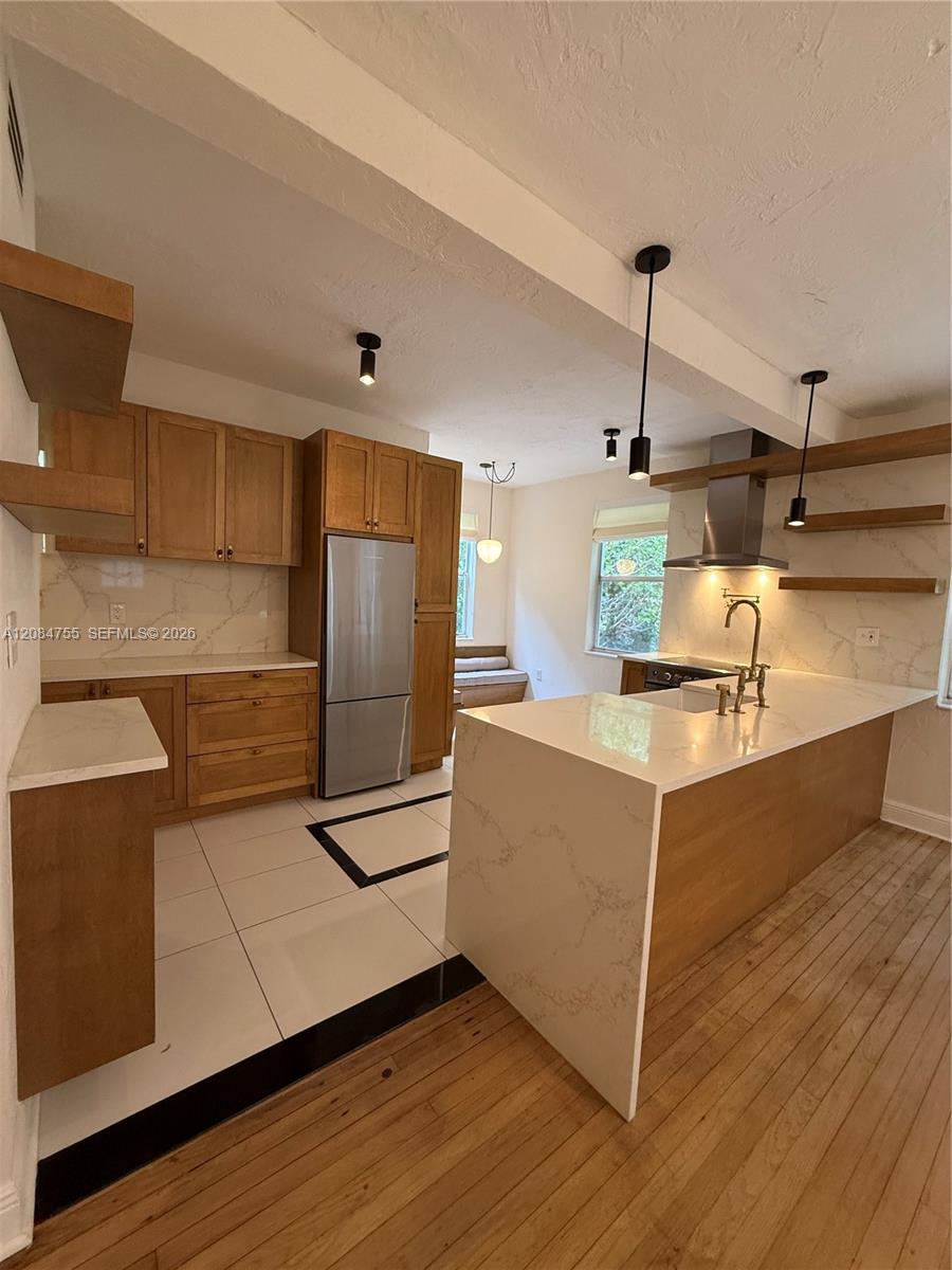 726 Meridian Ave # 1