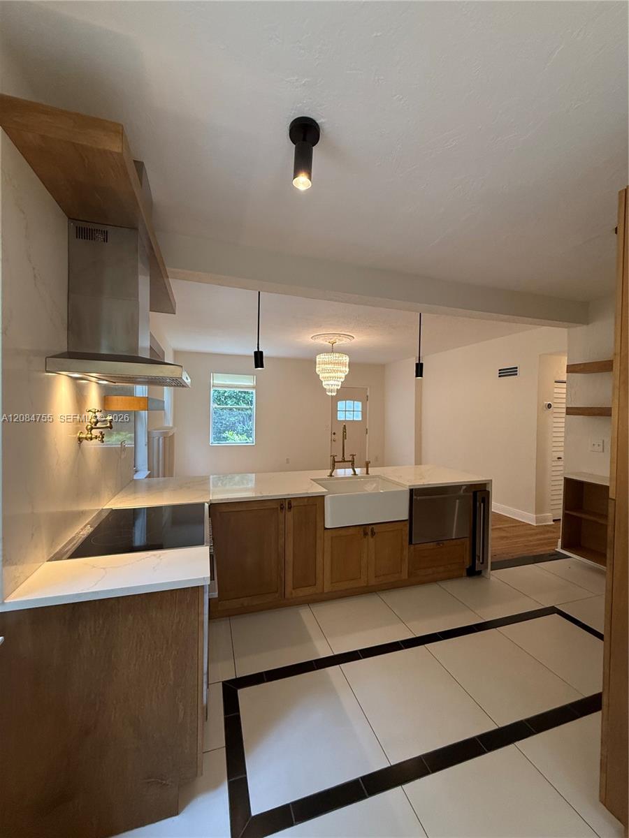 726 Meridian Ave # 1