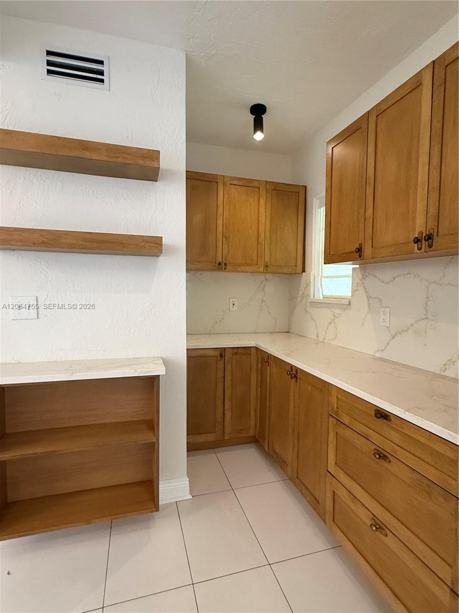 726 Meridian Ave # 1