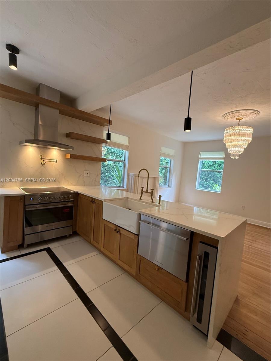 726 Meridian Ave # 1
