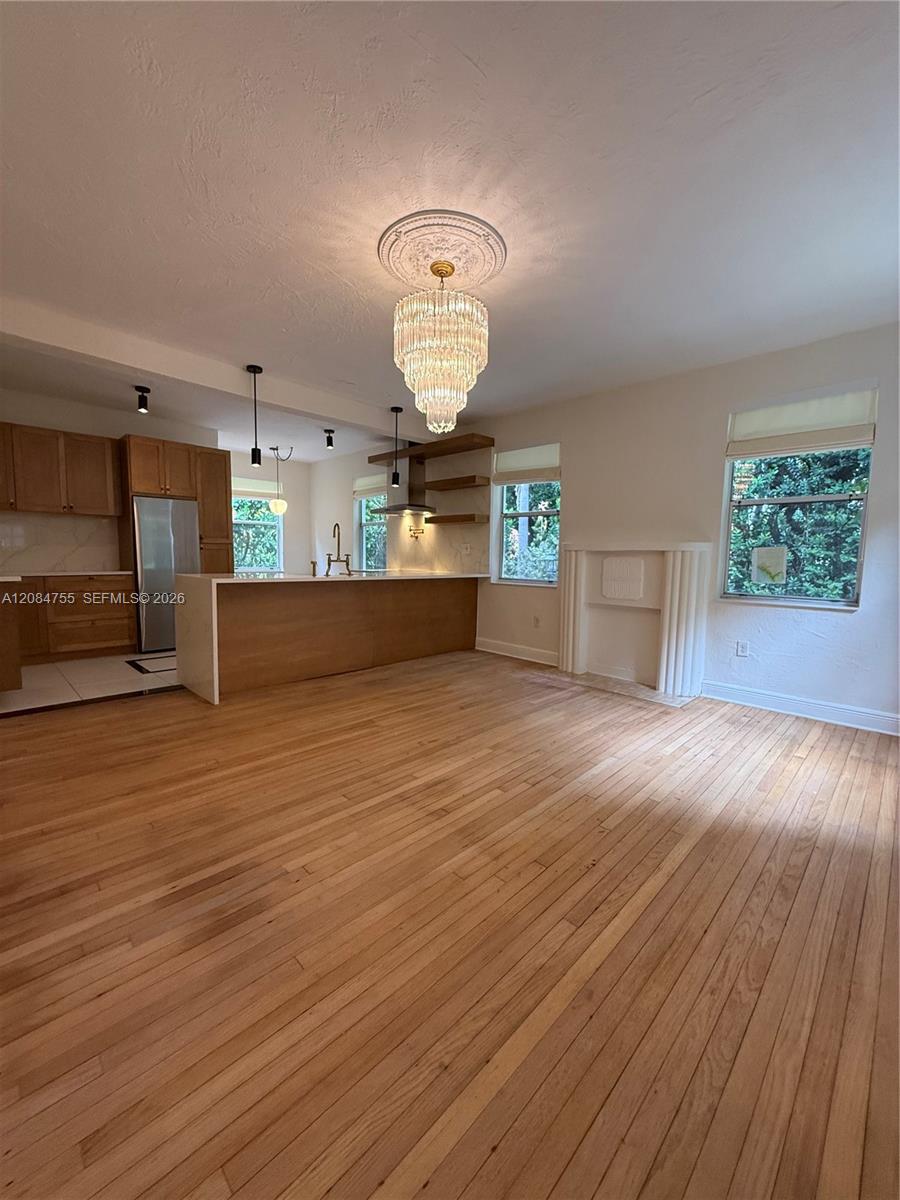 726 Meridian Ave # 1