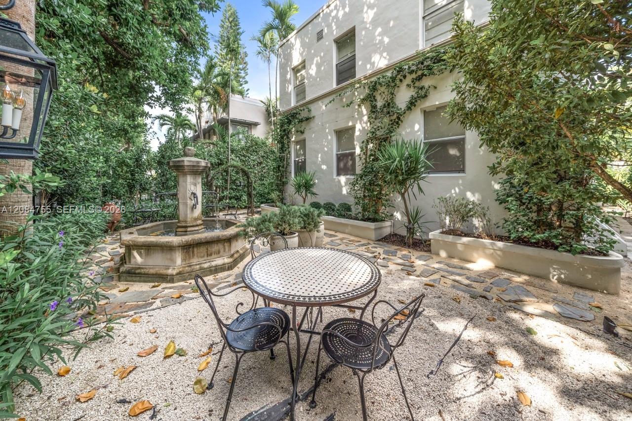 726 Meridian Ave # 1