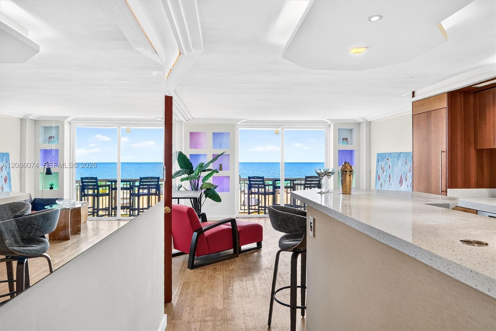 401 Ocean Dr # 518