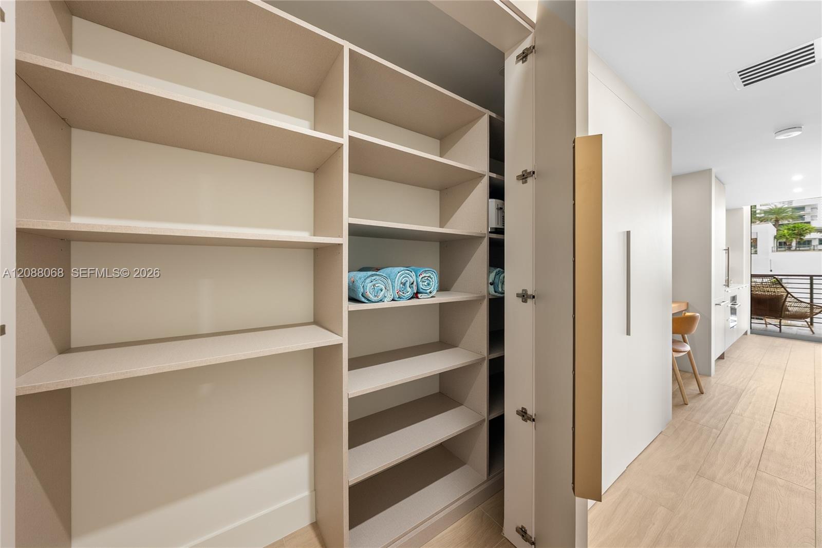90 NE 32nd St # 501