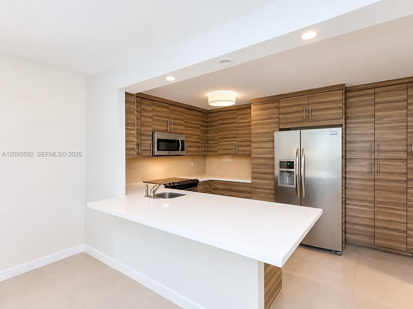 1020 Meridian Ave # 307