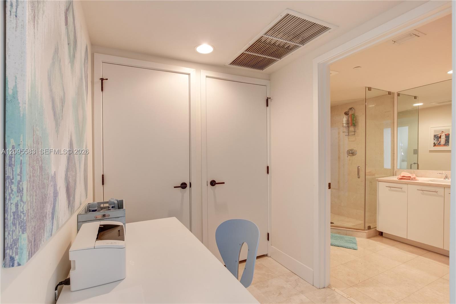6801 Collins Ave # 1112