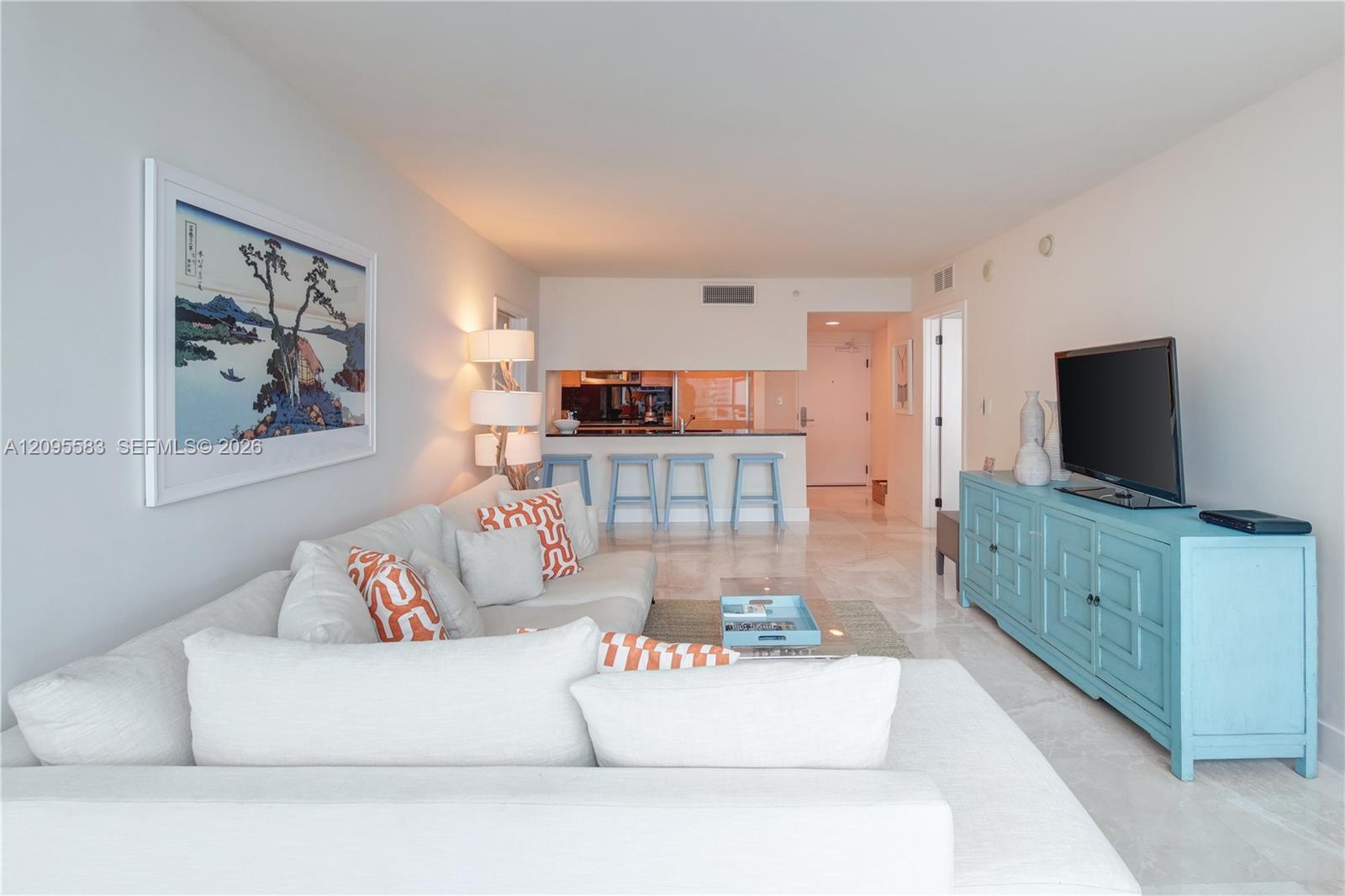 6801 Collins Ave # 1112