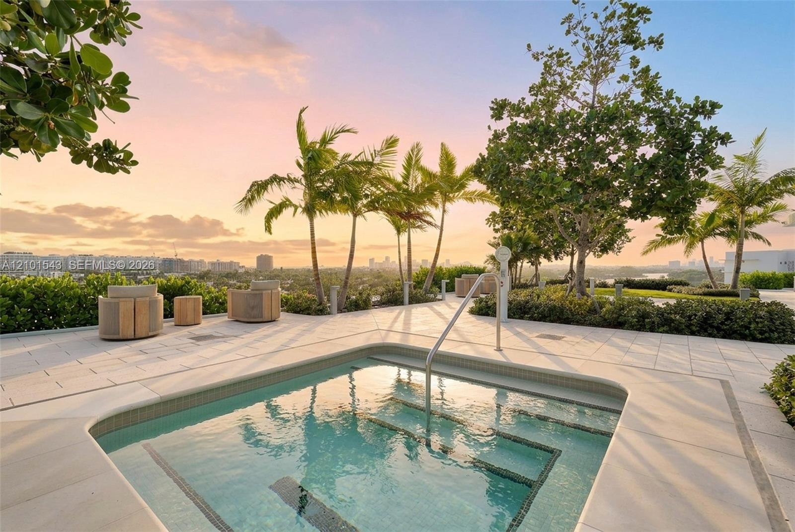 9221 E Bay Harbor Unit: UPH10