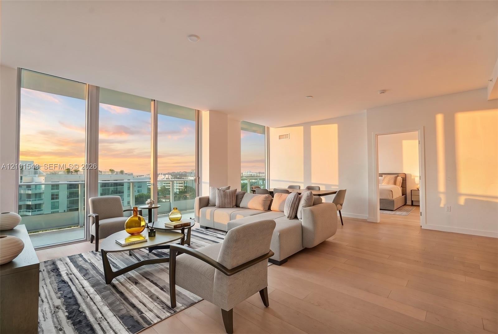 9221 E Bay Harbor Unit: UPH10