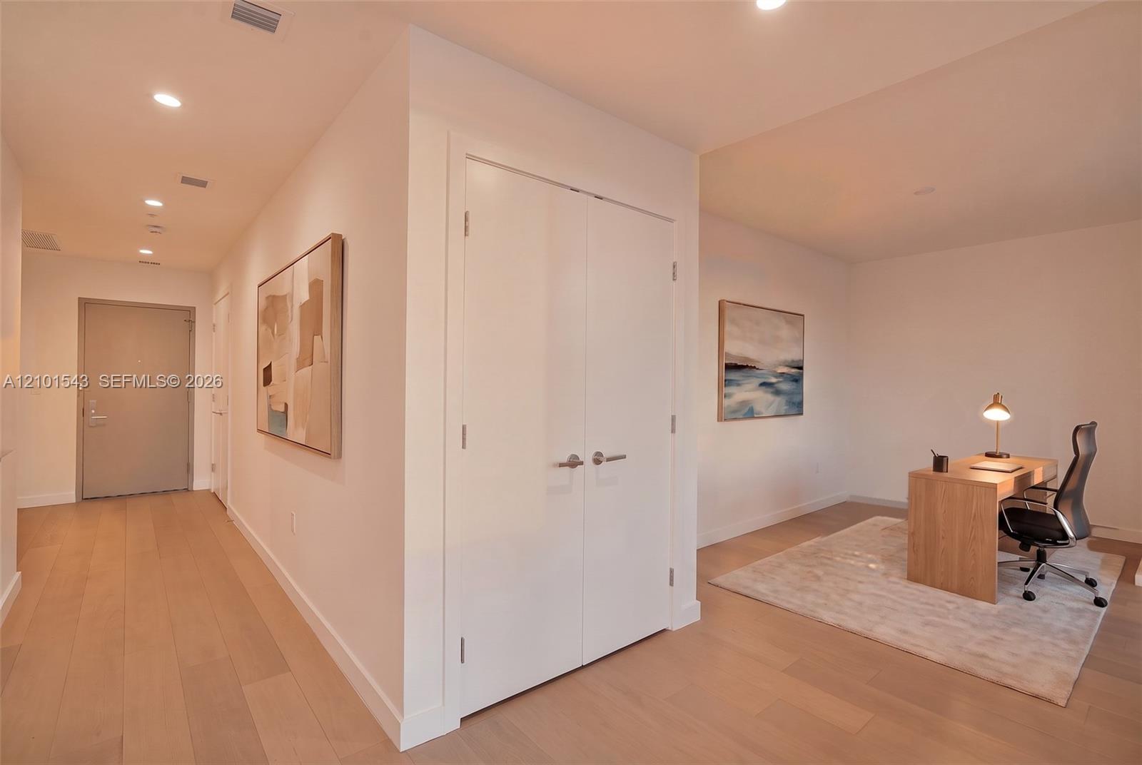 9221 E Bay Harbor Unit: UPH10