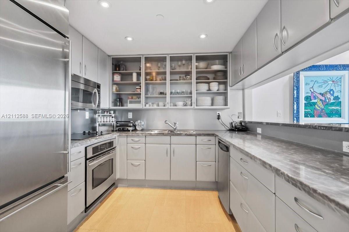 540 West Ave # 1914