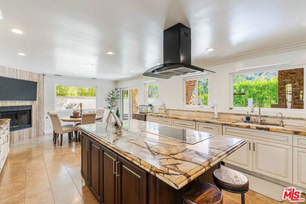 53 Bell Canyon Road