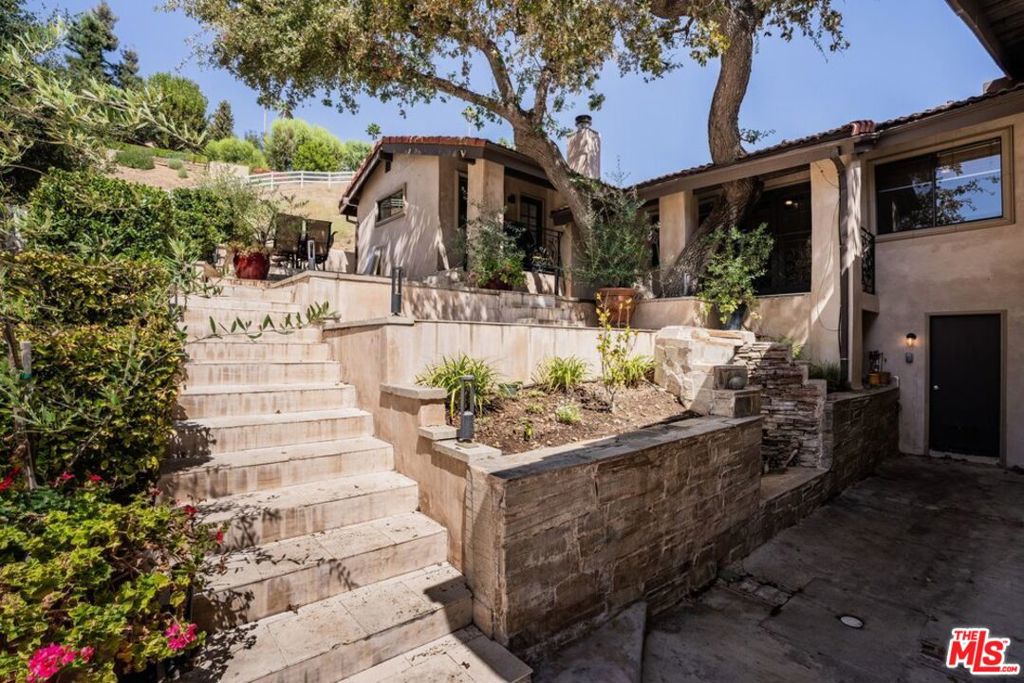 53 Bell Canyon Road