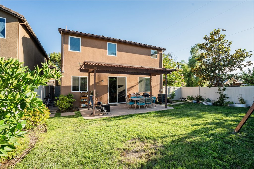 17657 W Murphy Lane