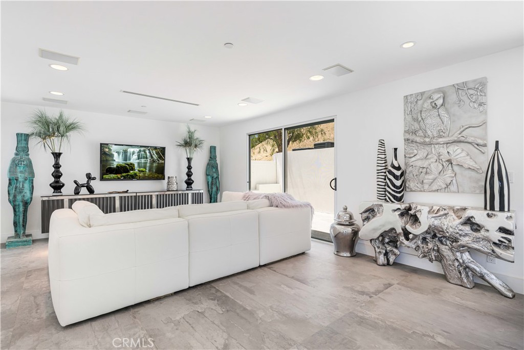 71 Coolwater Road