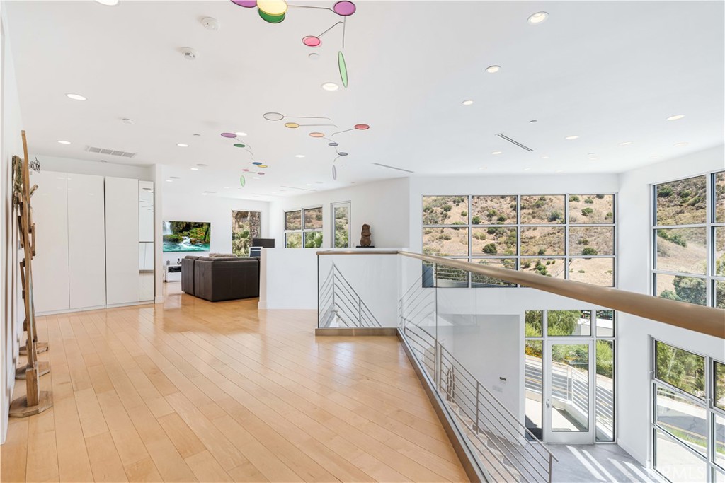 71 Coolwater Road