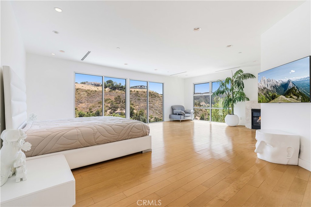 71 Coolwater Road