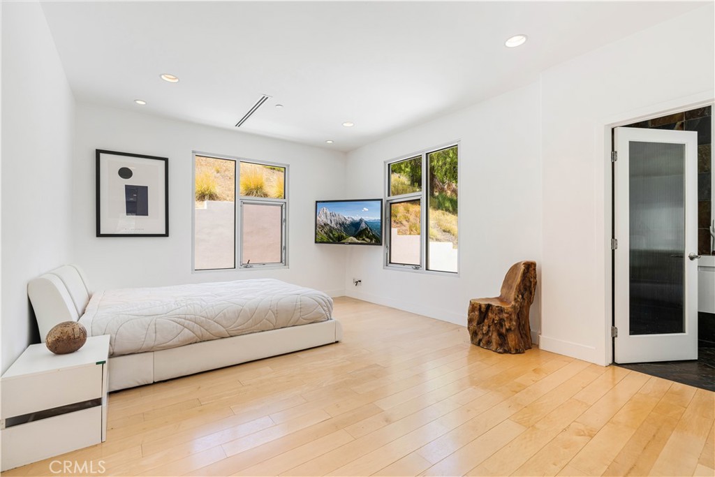 71 Coolwater Road